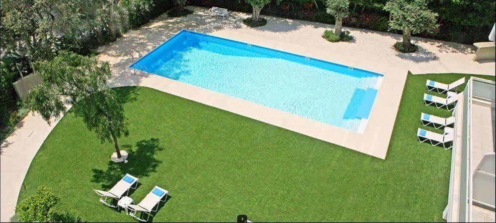 Corina Suites And Apartments Limassol Ngoại thất bức ảnh