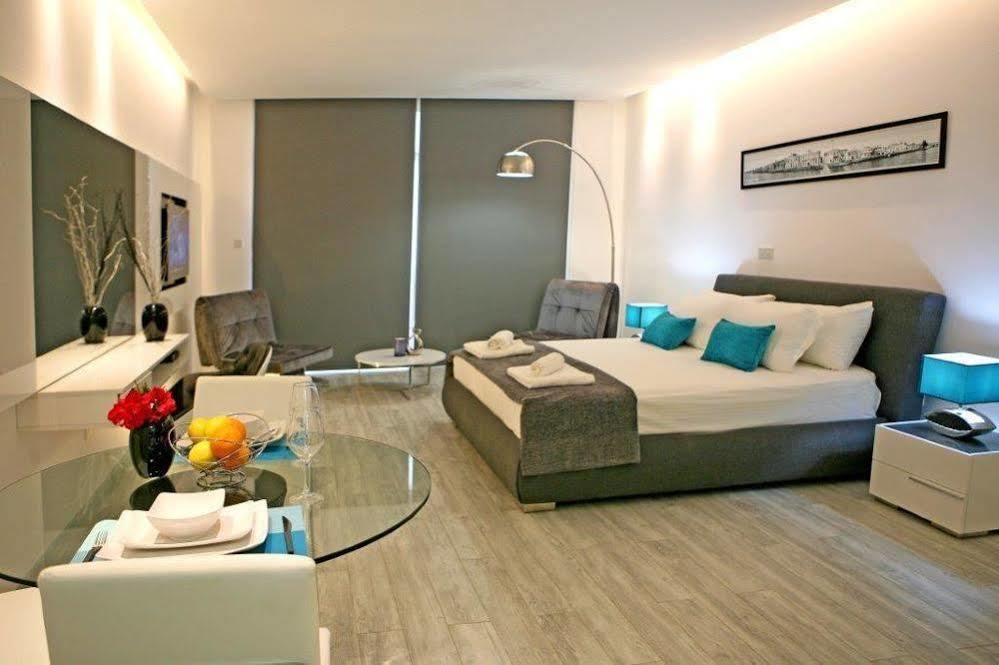 Corina Suites And Apartments Limassol Ngoại thất bức ảnh